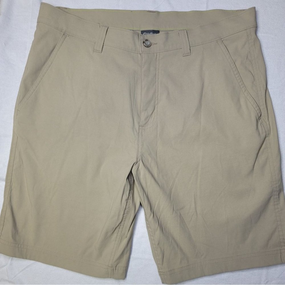 Eddie Bauer Outdoor Nylon Hiking Shorts Mens 35 Zipper Back Pocket Beige